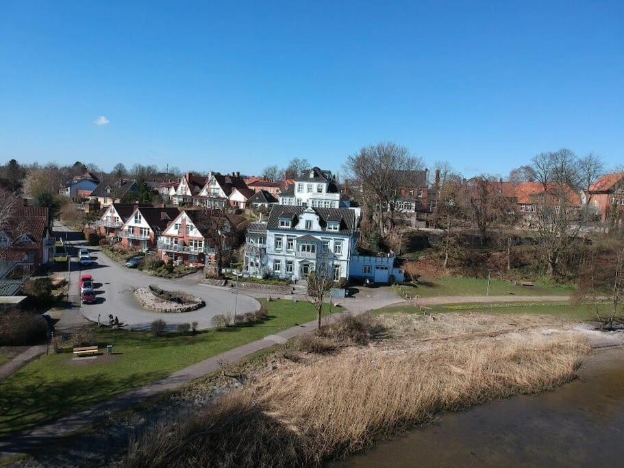 Wohnen Am Seglerhafen Mit Traveblick Im Kontorhaus Viele Extras Apartment ลูเบค ภายนอก รูปภาพ