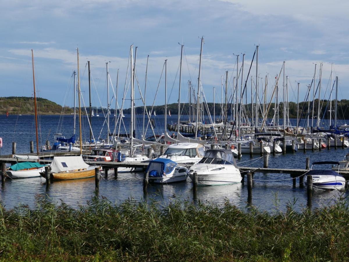 Wohnen Am Seglerhafen Mit Traveblick Im Kontorhaus Viele Extras Apartment ลูเบค ภายนอก รูปภาพ